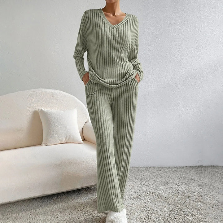 Alessia | Elegant Knitted Two-Piece Women's Set