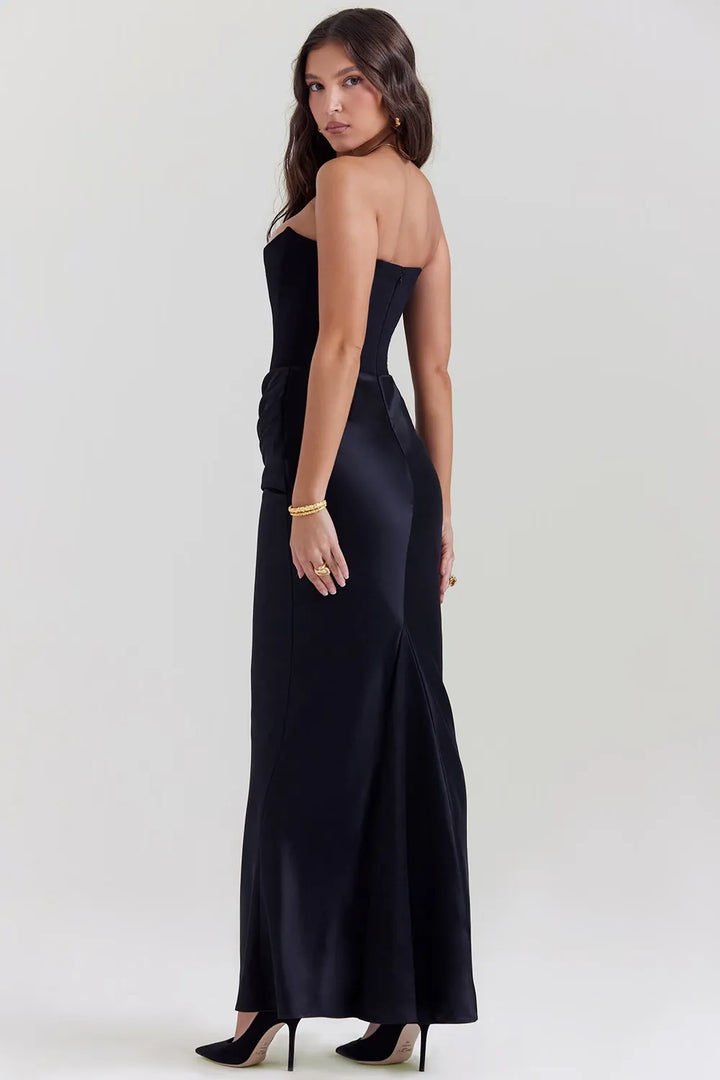 Victoria Noir | Sophisticated Black Maxi Dress